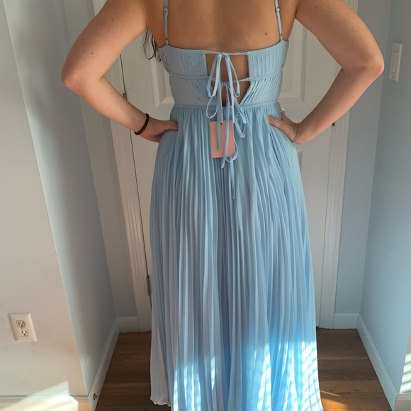 Fame and Partners Pleated Side Cutout Dress - prom/eventSize 10- NEVER WORN - Picture 6 of 10